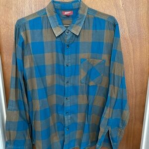 Arizona Jeans plaid flannel button down
